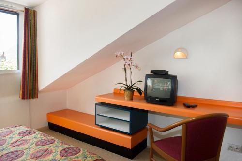 Hotel Urbain V Mende Luaran gambar